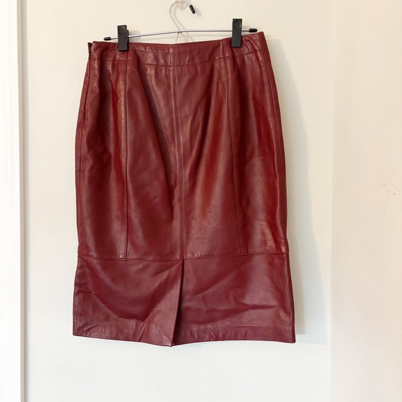 SIGRID OLSEN burgundy Leather Skirt sz 8 - Picture 4 of 4